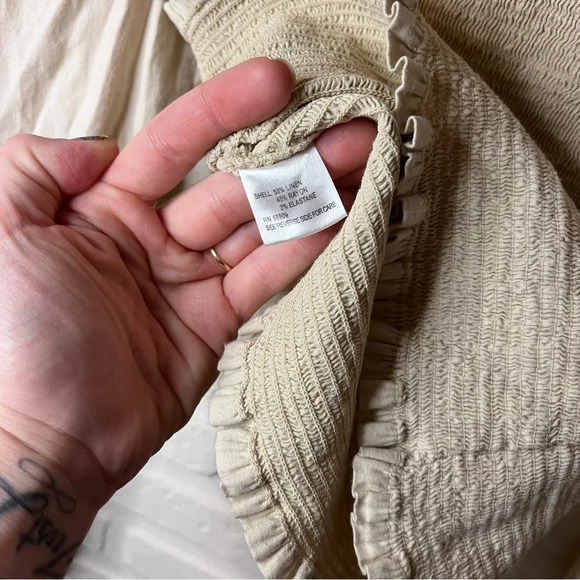 Gianni Bini Neutral Square Neck Smock Long Sleeve Crop Top, Women’s Size Medium - Picture 8 of 8